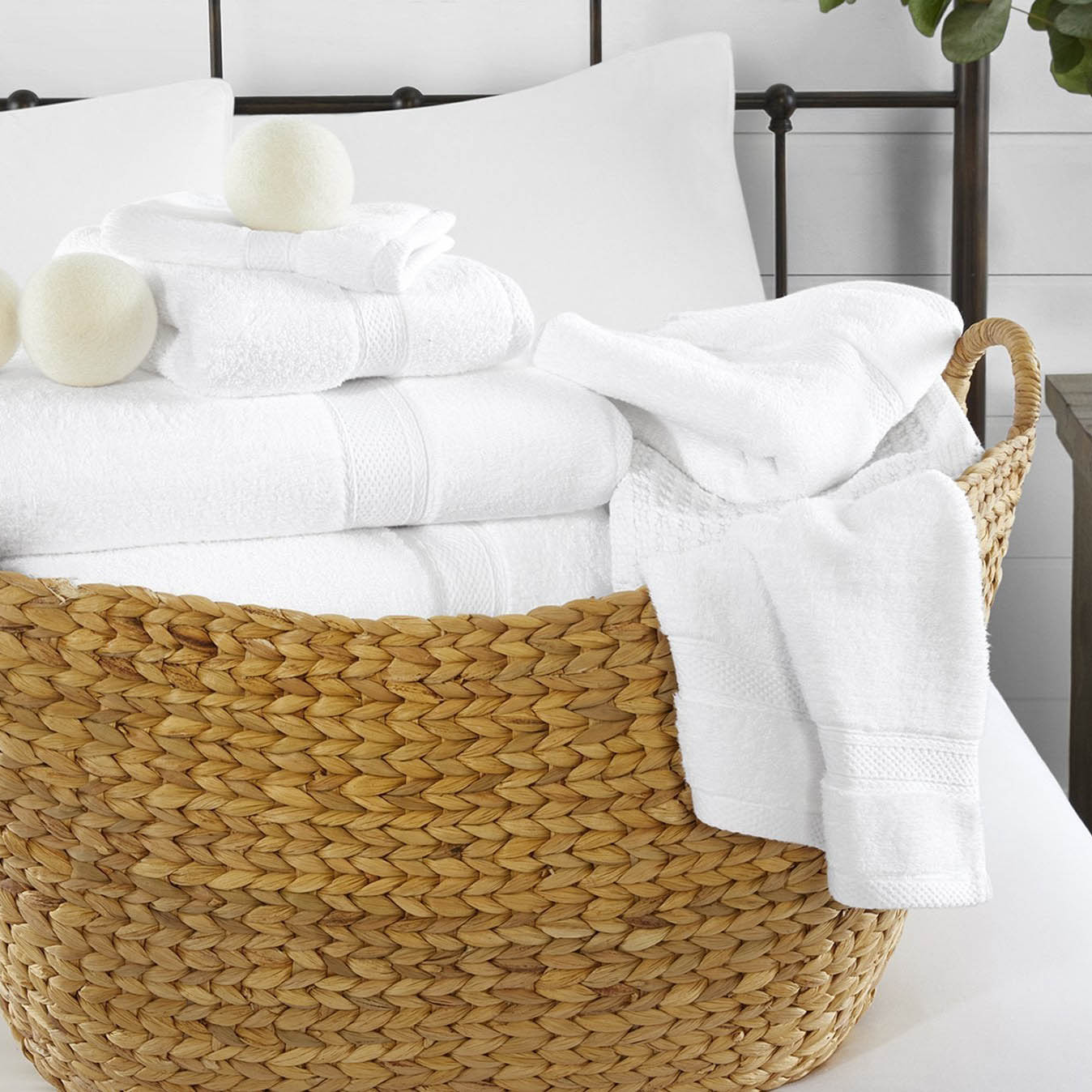 THE LATEST LAUNDRY TREND—100% WOOL DRYER BALLS